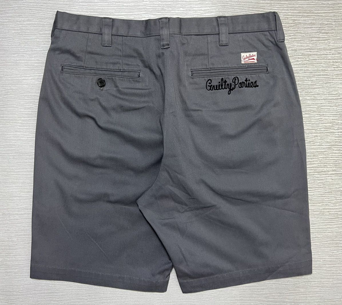 Wacko Maria Guilty Parties - Wacko Maria - Embroidered Logo Chino Shorts Size US 32 / EU 48 - 1 Thumbnail
