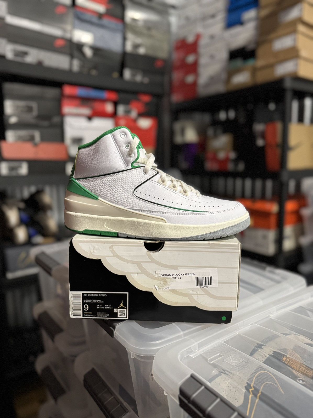 Jordan Brand Jordan 2 Retro Lucky Green Size 9 Size US 9 / EU 42 - 1 Thumbnail