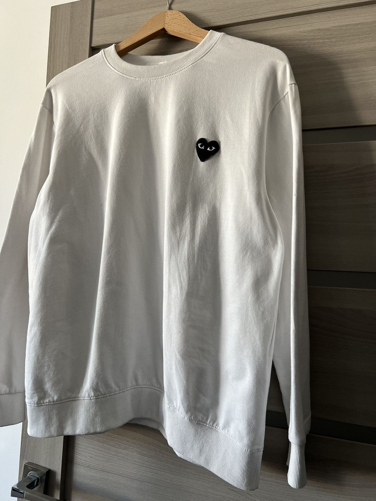 Comme des Garcons Vintage Come des Garcon Play cdg sweatshirt Size US M / EU 48-50 / 2 - 3 Thumbnail