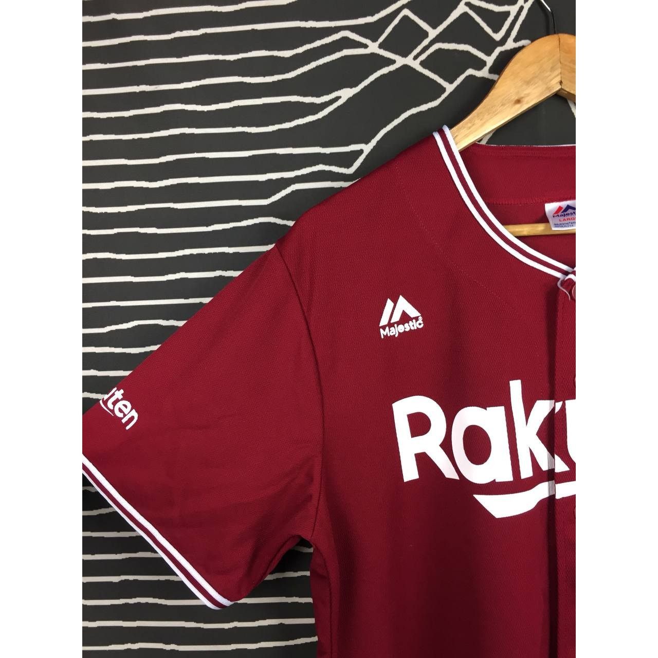 MLB × Majestic Majestic Tohoku Rakuten Golden Eagles Baseball Jersey Size US L / EU 52-54 / 3 - 5 Thumbnail