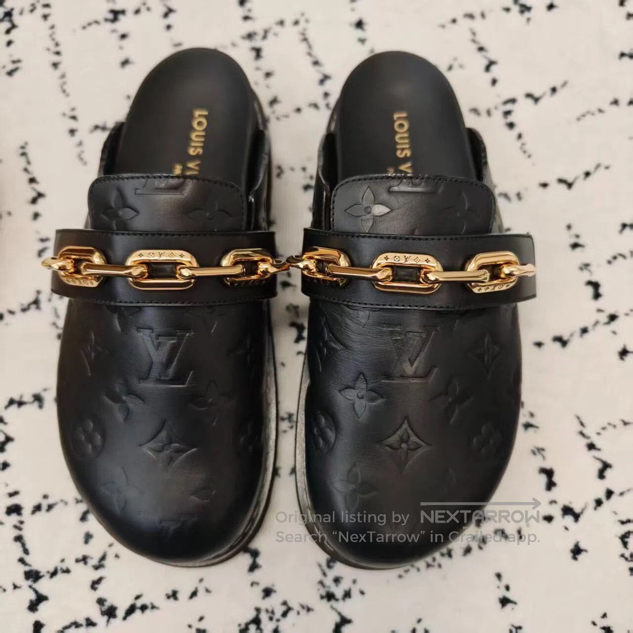Louis Vuitton Louis Vuitton LV Slip-On Embossed Leather Sandals. Size US 8 / IT 38 - 1 Thumbnail