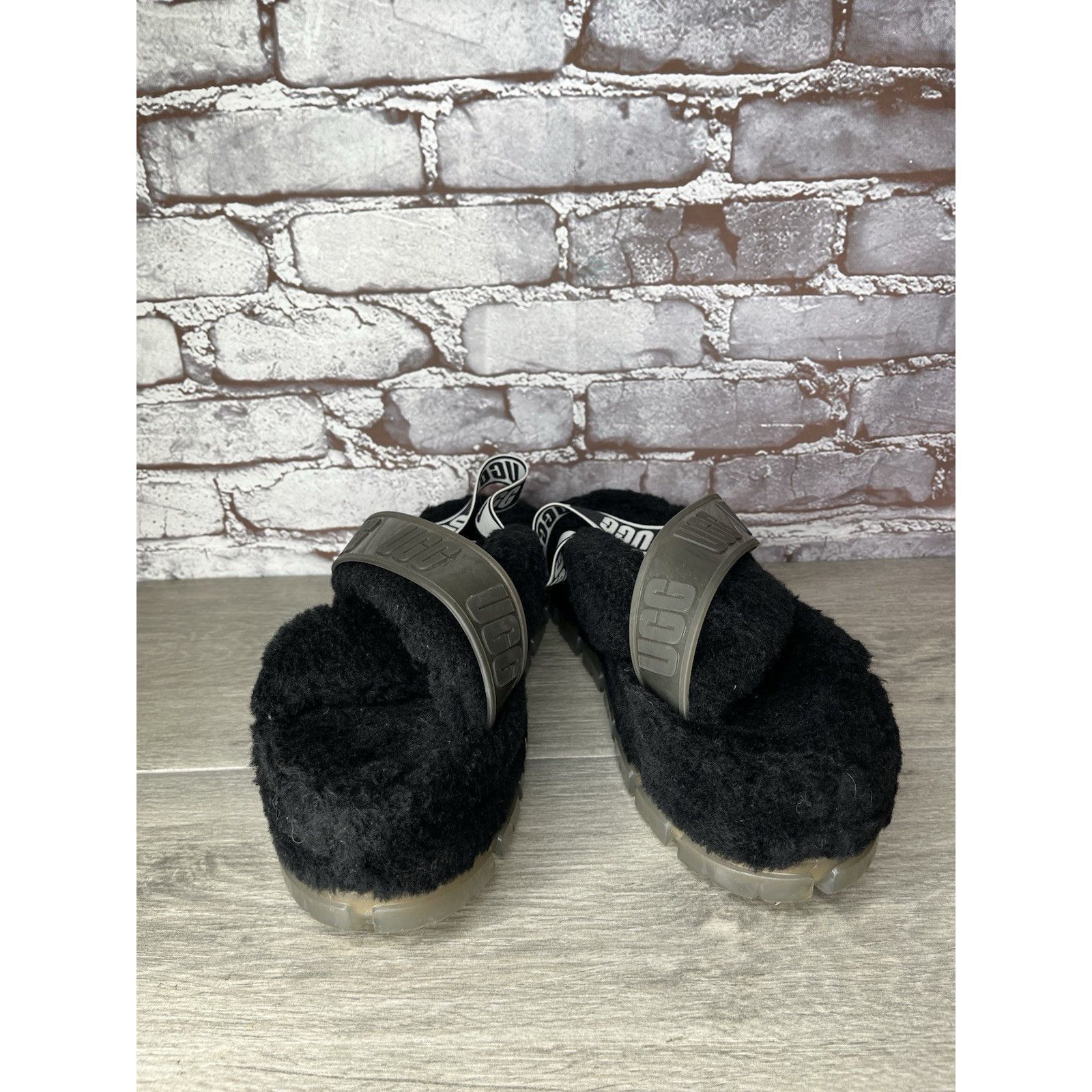 Ugg UGG Fuzzita Black Fur Slingback Slipper Platform Sandals Wom Size US 10 / IT 40 - 12 Thumbnail