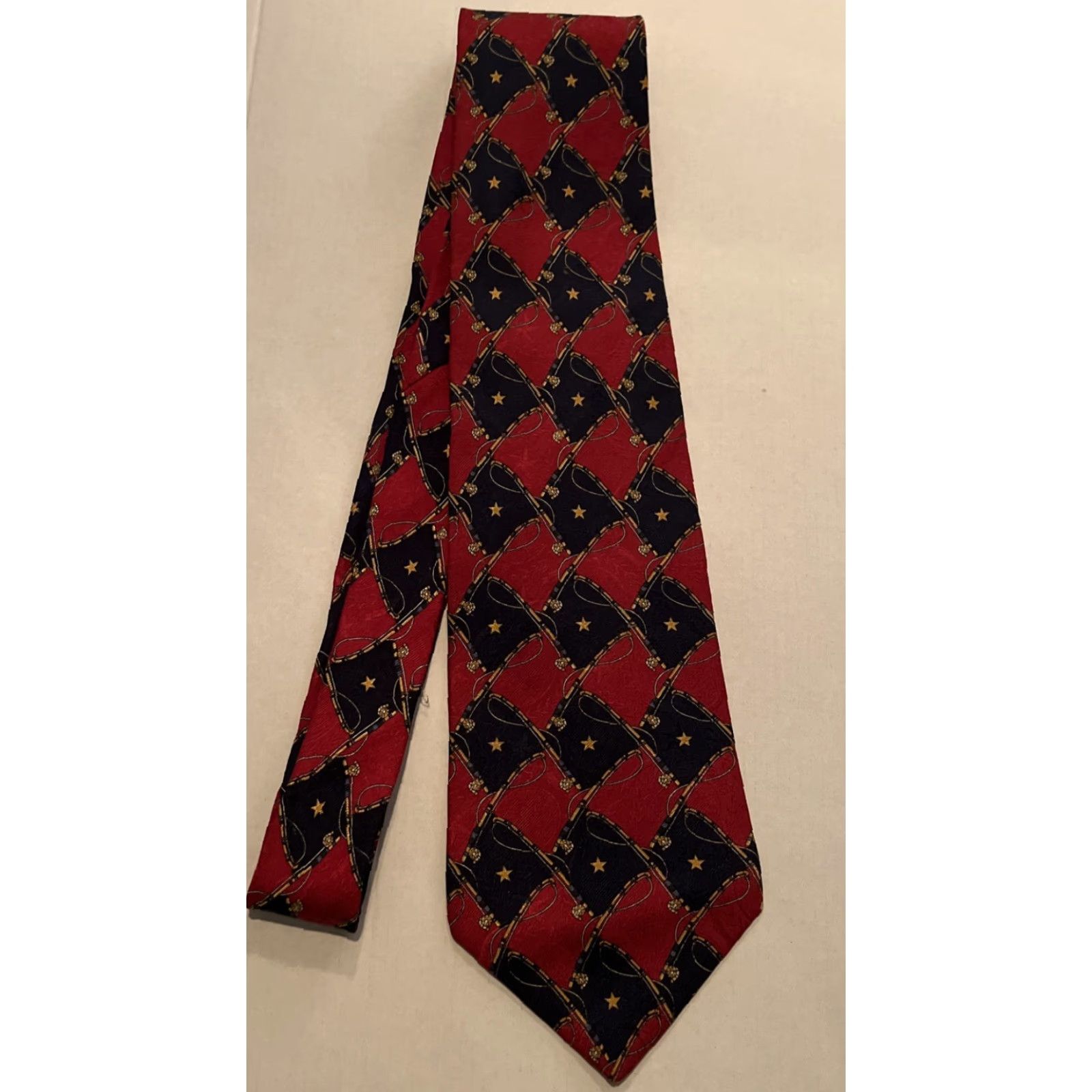 Tommy Hilfiger VINTAGE Tommy Hilfiger Tie Fly Fishing 100% Silk 4” Made USA Red Blue 56” Long Mens Tie Size ONE SIZE - 3 Thumbnail