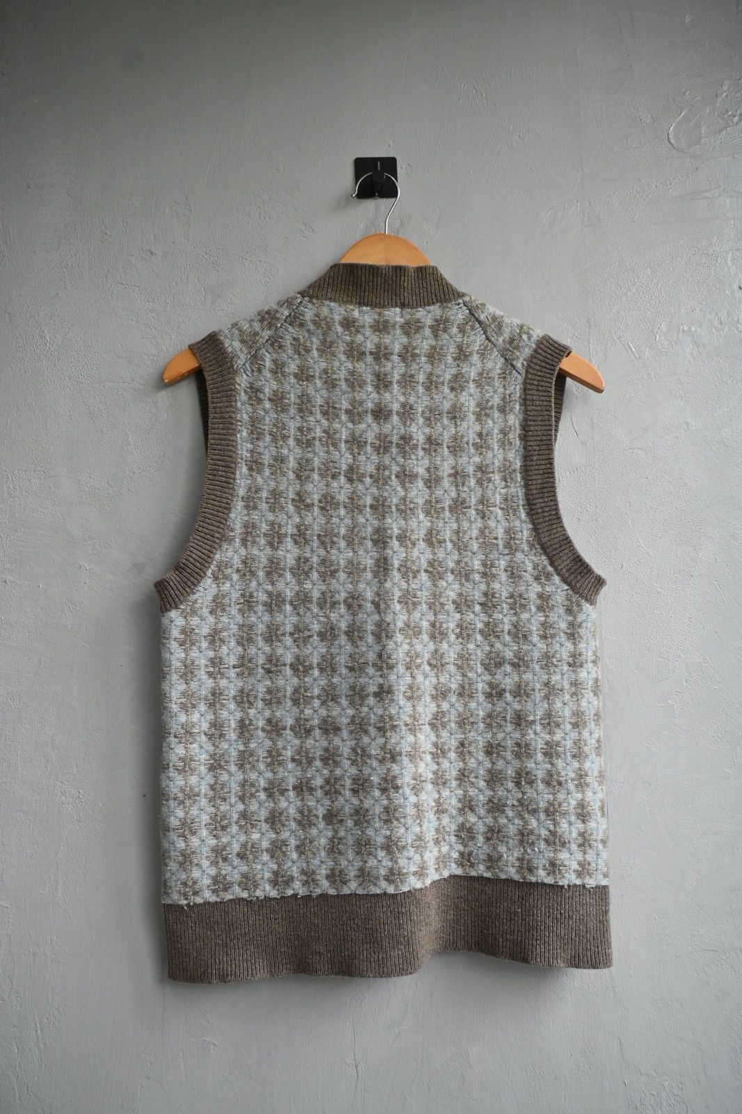 Yohji Yamamoto Yohji yamamoto pour homme FW2001 sleeveless vest sweater Size US M / EU 48-50 / 2 - 2 Thumbnail