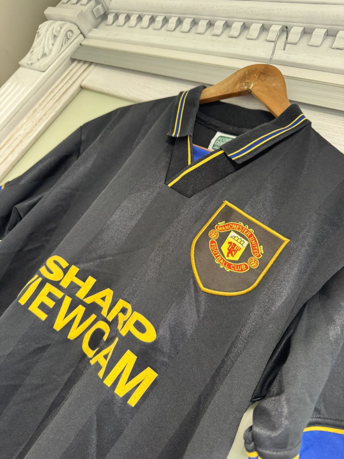 Umbro Vintage Manchester United 1994–1995 Score Draw Away Jersey Size US M / EU 48-50 / 2 - 8 Thumbnail
