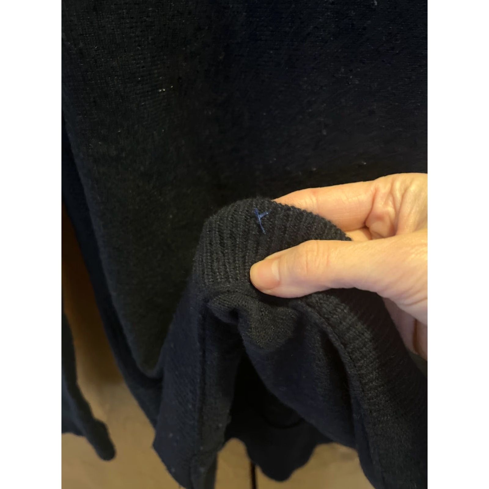 J.Crew VINTAGE J.CREW Women’s Sweater Crew Neck XS Blue Cashmere All Seasons Size XS / US 0-2 / IT 36-38 - 7 Thumbnail