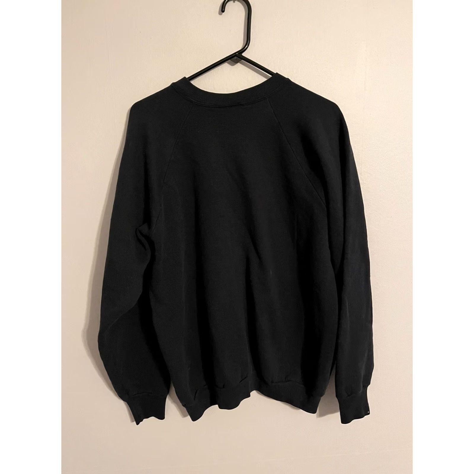 Fruit Of The Loom VINTAGE Fruit of the Loom Black Crewneck Sweatshirt XL City Skyline Statue of Liberty Mens Size US XL / EU 56 / 4 - 3 Thumbnail