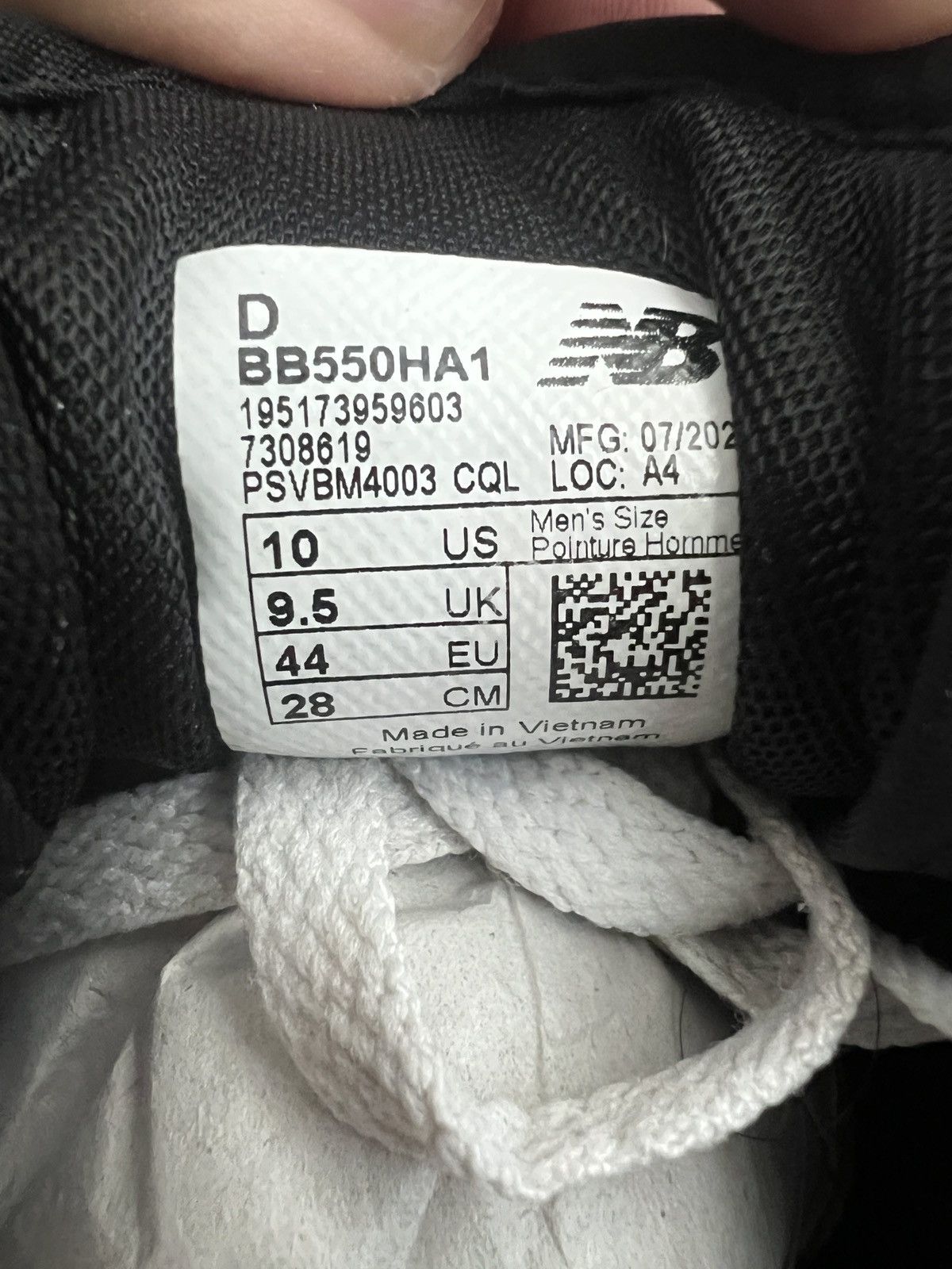 New Balance New Balance 550s Black/White Size US 10 / EU 43 - 5 Thumbnail