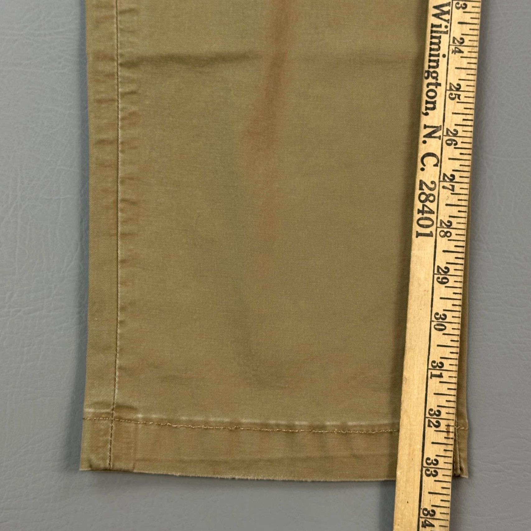 American Eagle Outfitters American Eagle Outfitters Pants Mens 34x34 34x33 Chino Tan Brown Solid 5-Pocket Regular Straight Adult Mens Size US 34 / EU 50 - 3 Thumbnail