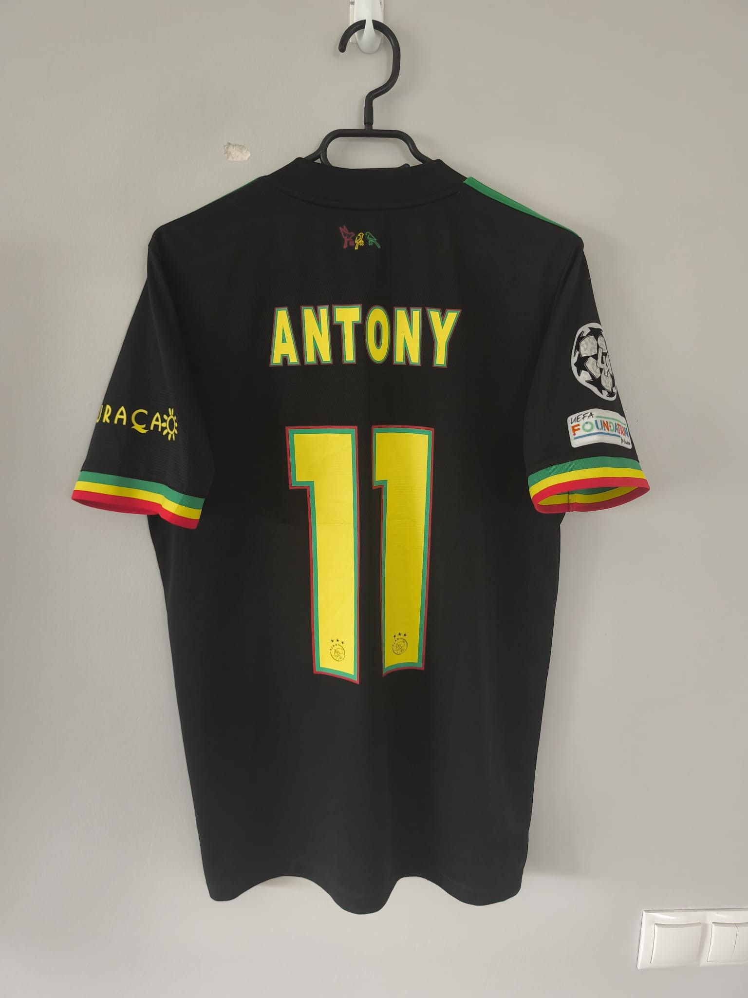 Adidas Antony #11 Ajax Amsterdam Bob Marley Size US M / EU 48-50 / 2 - 1 Thumbnail