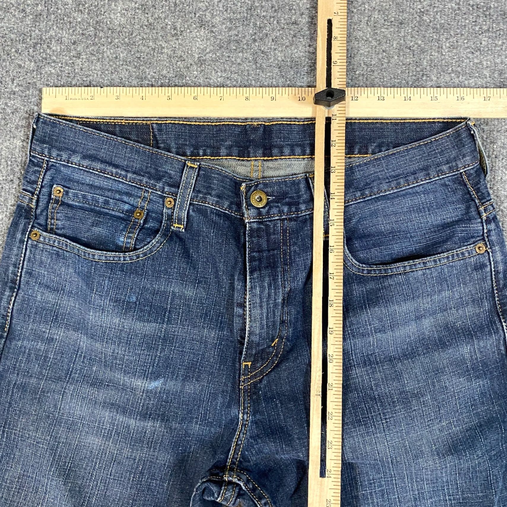 Levi's Levi's 569 Jeans 32 x 29 Blue Zip Fly 100% Cotton Denim Straight Regular Men Jeans Size US 32 / EU 48 - 5 Thumbnail