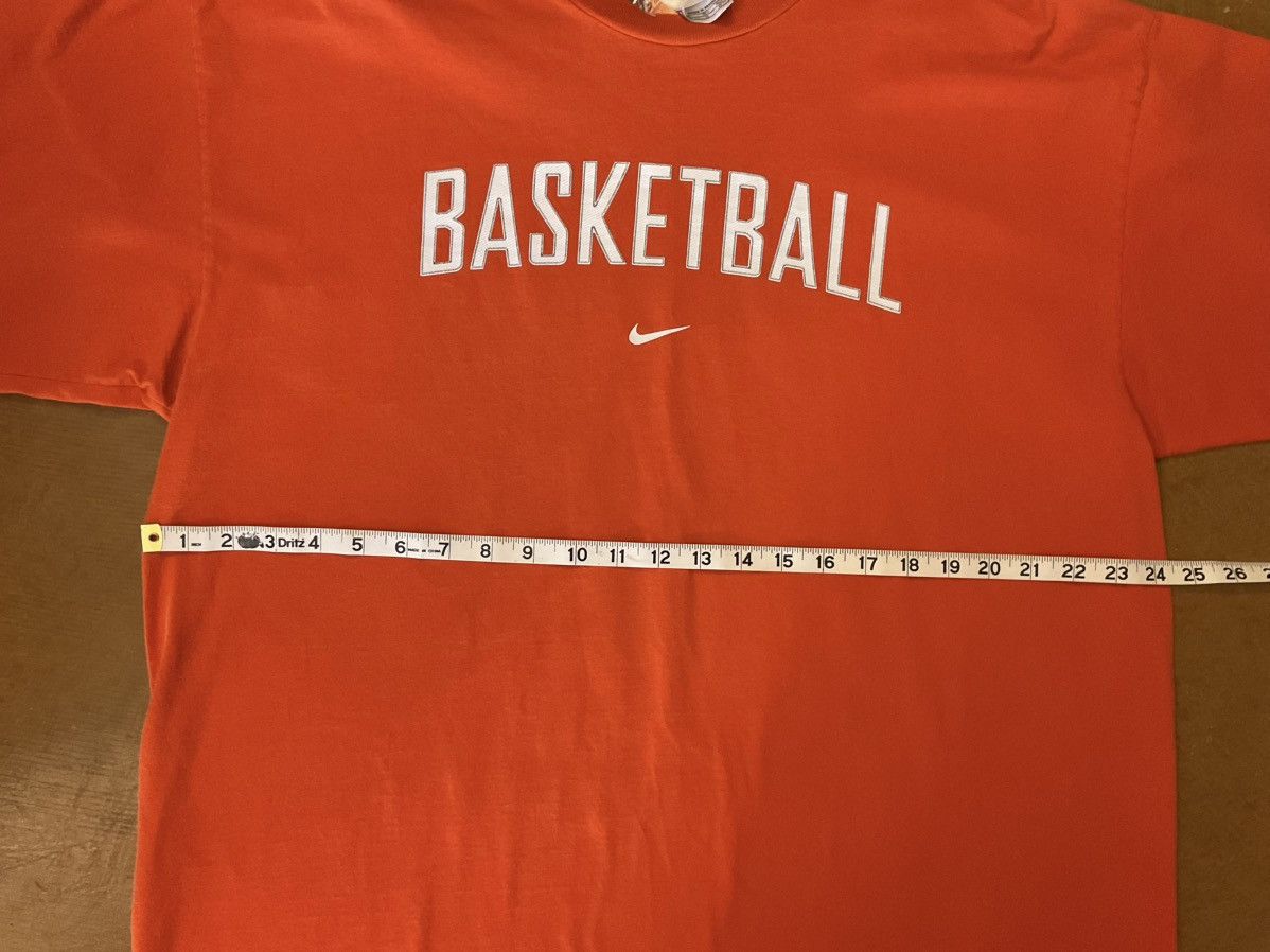 Nike Vintage Nike Basketball T-Shirt | 90s Sportswear Tee Size US XL / EU 56 / 4 - 4 Thumbnail