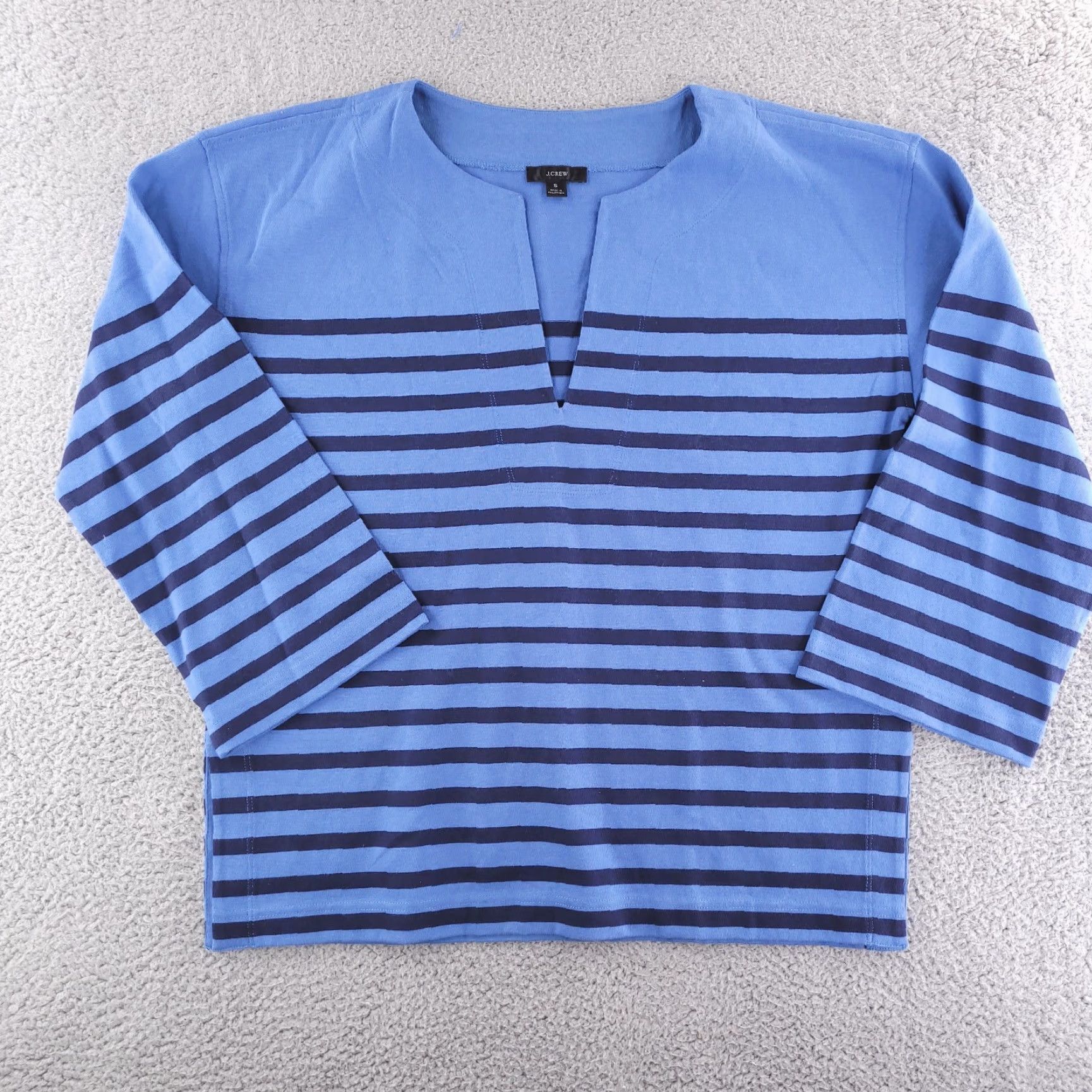 J.Crew J.CREW Sweater Womens Small Blue Stripe Pullover Flare Sleeves Oversized Slouchy V-Neck Knit Pattern: Striped Jeans Shirt? Size S / US 4 / IT 40 - 2 Thumbnail