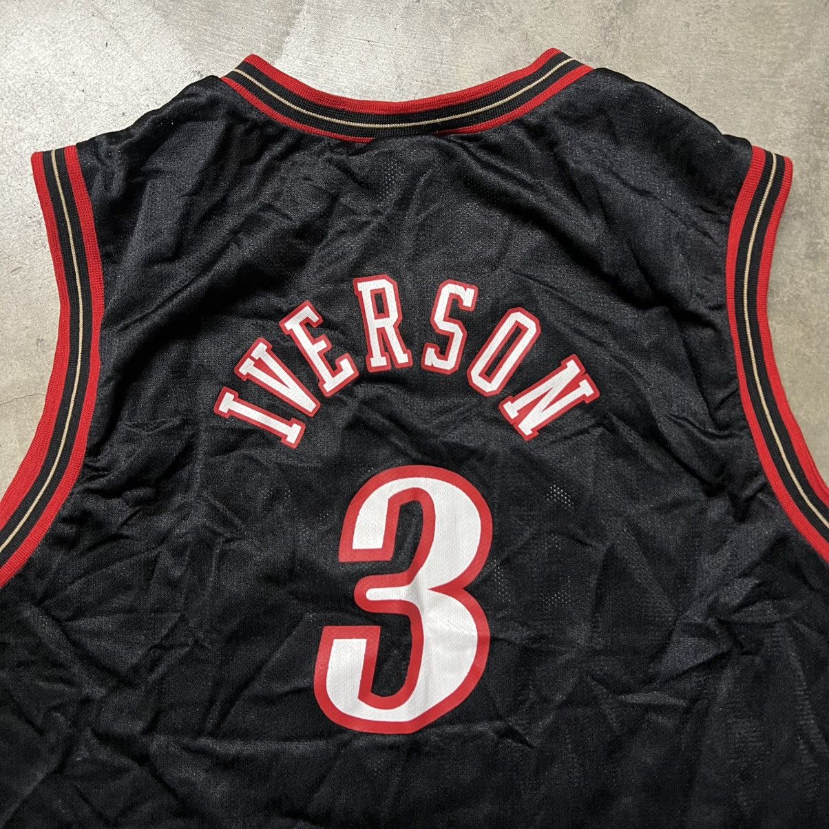 NBA × Vintage Vintage NBA Philadelphia 76’ers Iverson Champion Jersey Size US S / EU 44-46 / 1 - 6 Thumbnail