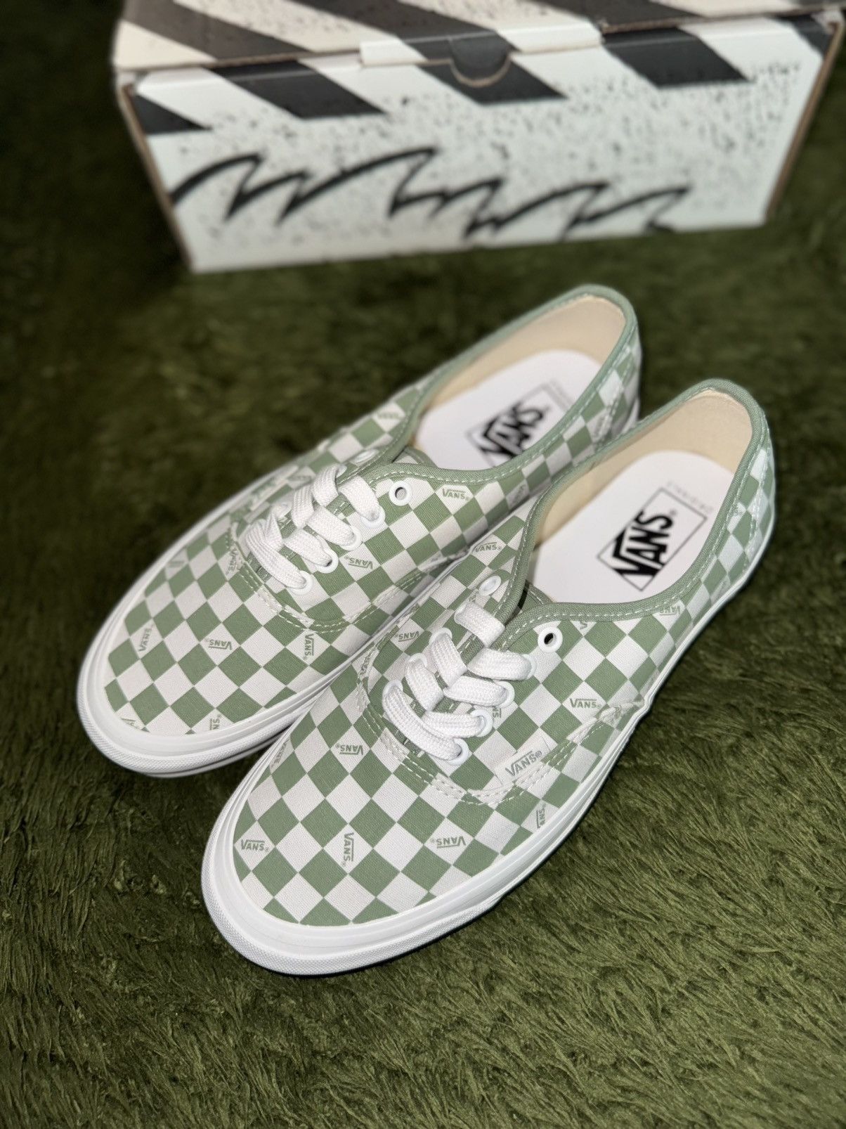 Vans [US 10.5] Vans Vault Authentic Checkerboard Loden Frost Size US 11 / EU 44 - 3 Thumbnail