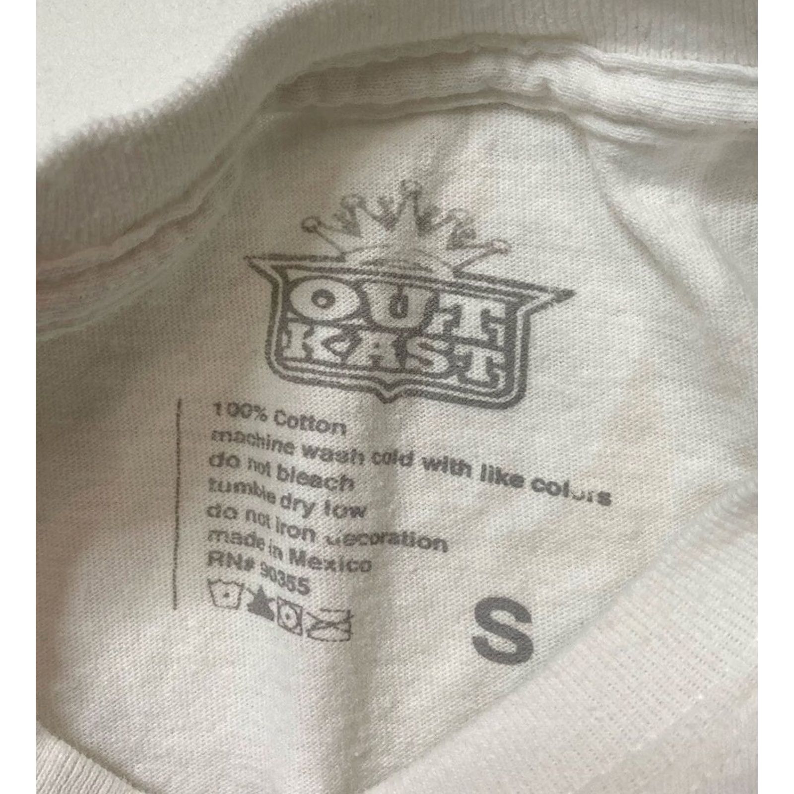 Vintage Outkast T-Shirt Women Small White Short Sleeve Crew Neck Pullover Graphic Music Hip Hop Casual Size S / US 4 / IT 40 - 4 Thumbnail