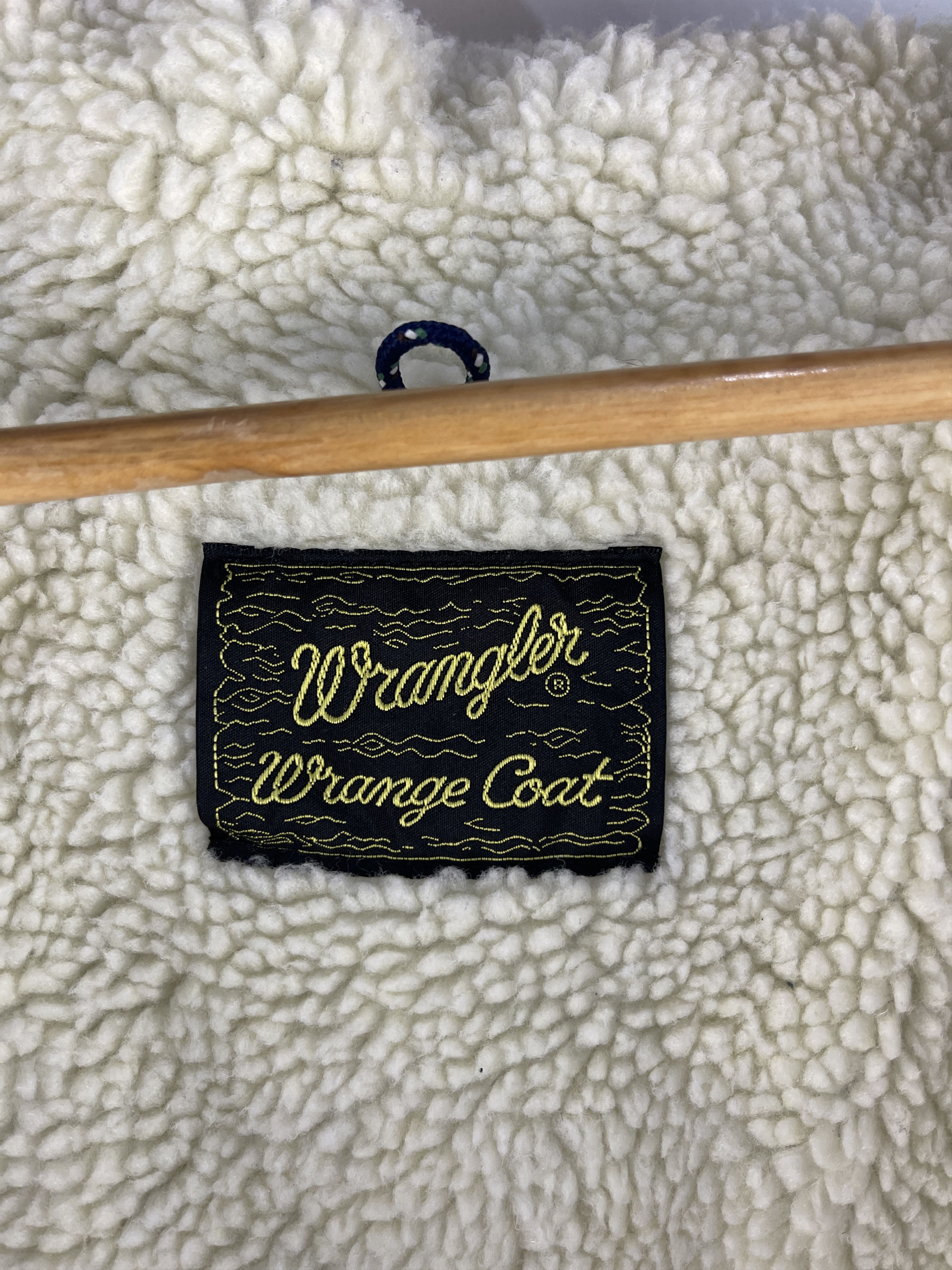 Wrangler Vintage Wrangler Wrange Coat Sherpa Lined Corduroy Jacket Size US M / EU 48-50 / 2 - 13 Thumbnail