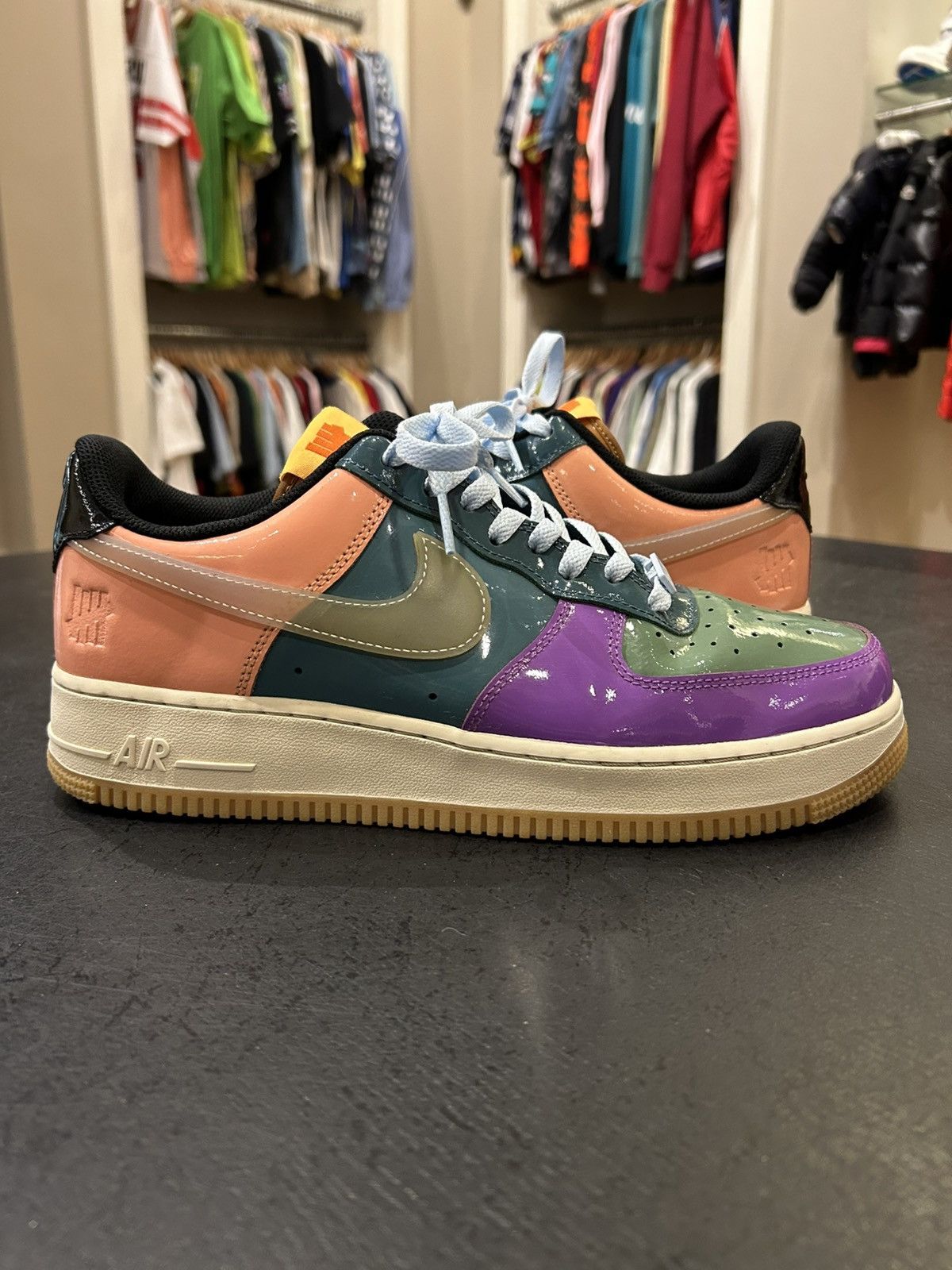 Nike Nike Air Force 1 Low ‘Undefeated Multi Patent Wild Berry’ Size US 10 / EU 43 - 1 Thumbnail