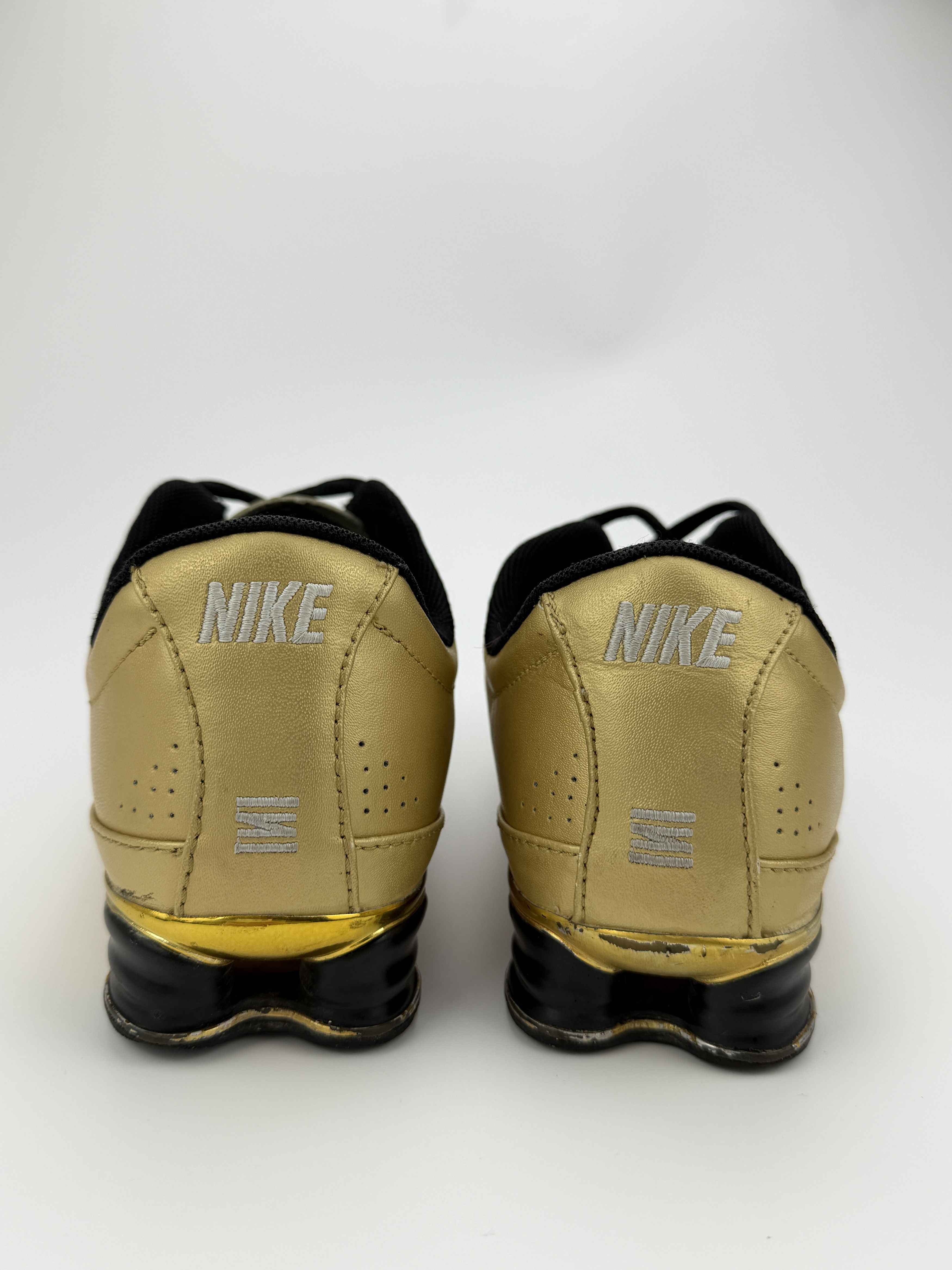 Nike Vintage 2007 Nike Shox Golden Leather Low Top Sneakers Size US 8 / EU 41 - 8 Thumbnail