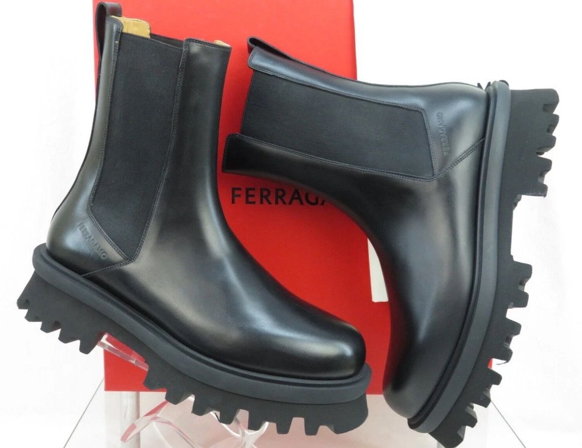 Salvatore Ferragamo o1s1rm0924 Leather Chelsea Boots in Black Size US 10.5 / EU 43-44 - 6 Thumbnail