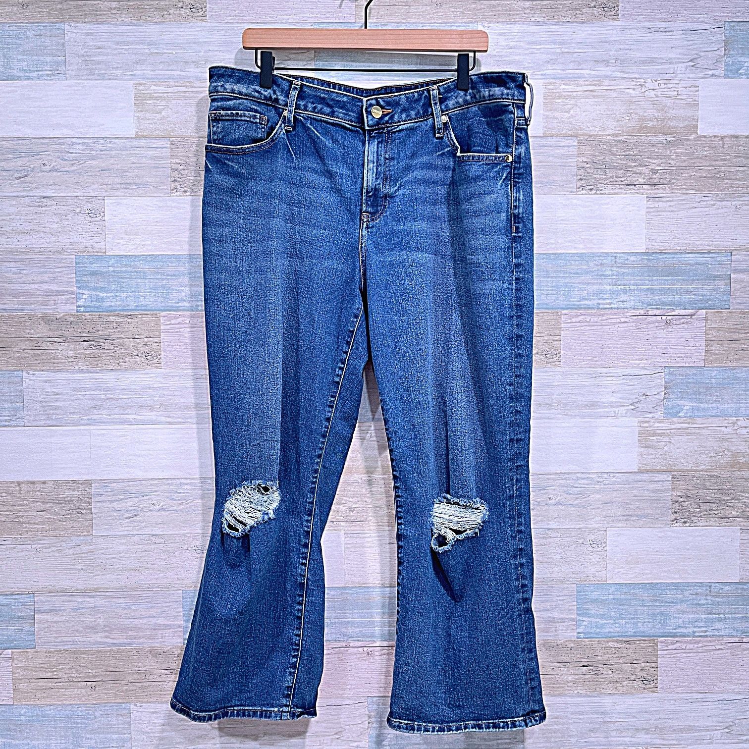Express EXPRESS Ripped Mid Rise 90s Ankle Boot Jeans Womens 14 14R Size 36" / US 14 / IT 50 - 1 Thumbnail