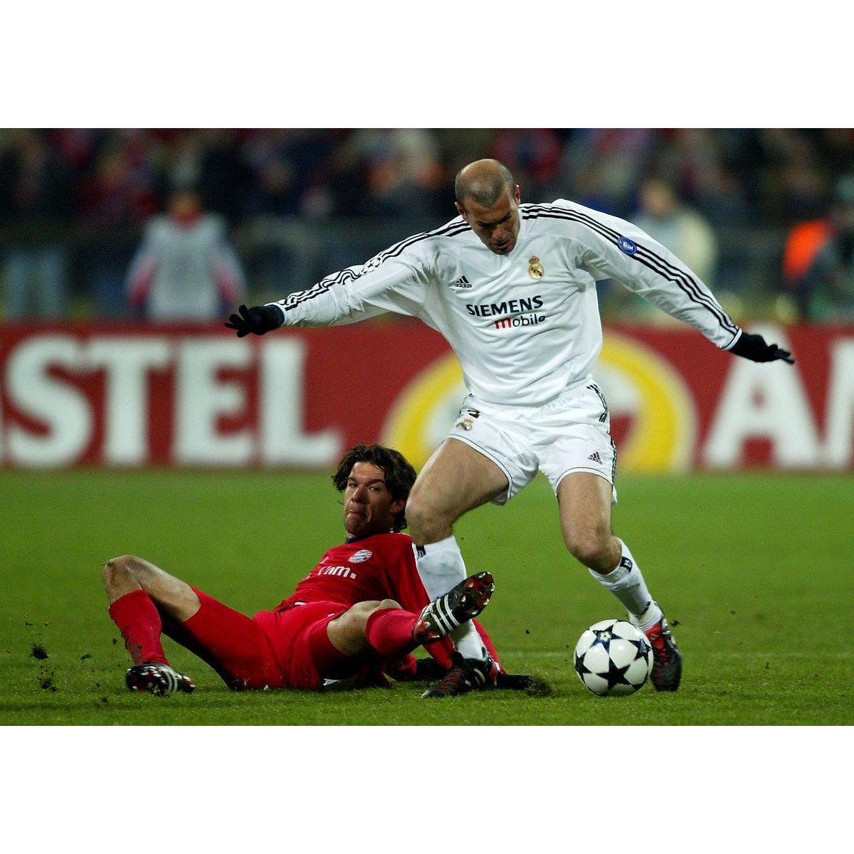 Adidas Zidane Real Madrid 2003 2004 UEFA Long Sleeve Soccer Jersey Size US M / EU 48-50 / 2 - 10 Thumbnail