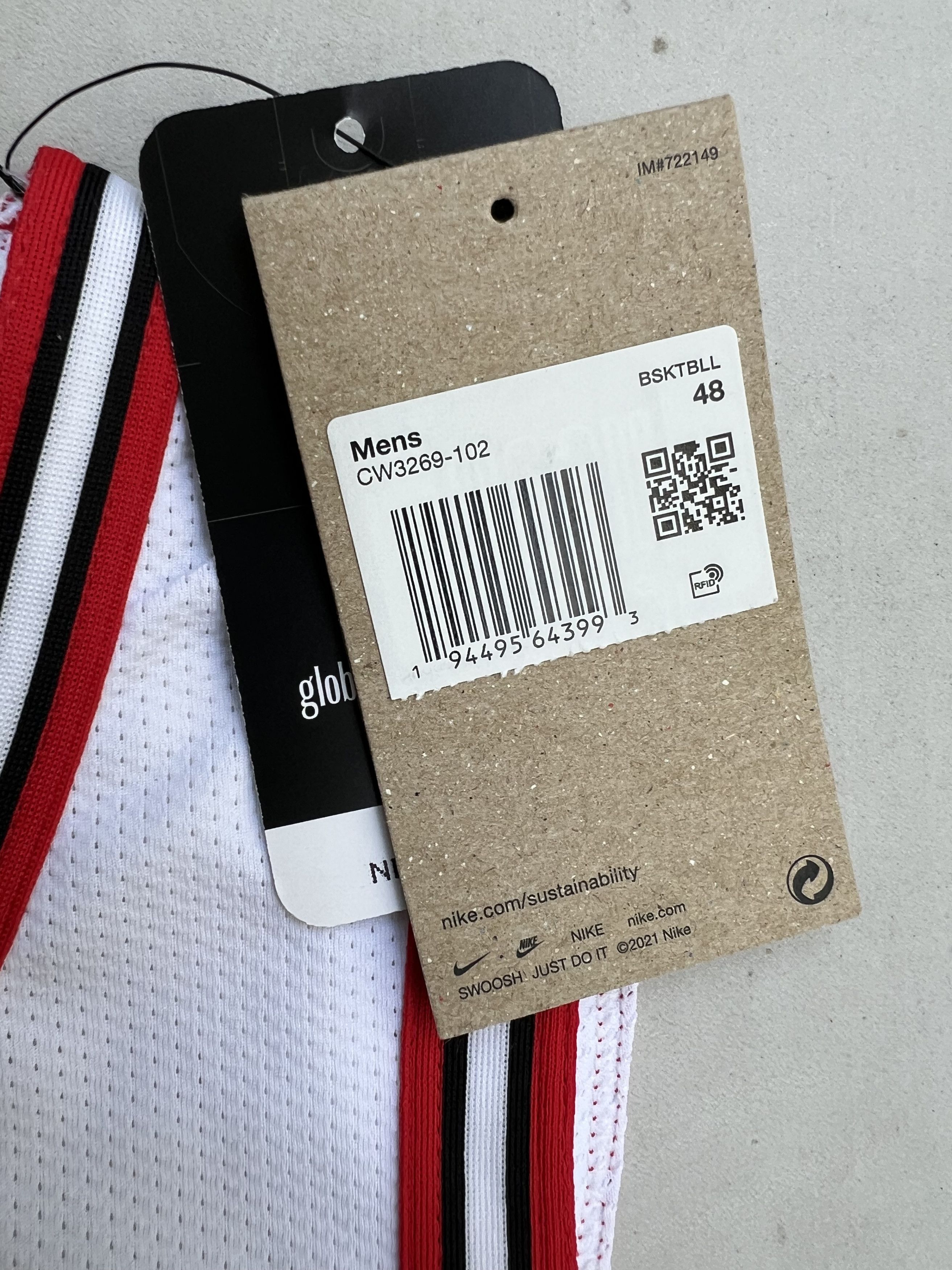 NBA × Nike Demar Derozan Chicago Bulls Association Authentic Jersey Size US L / EU 52-54 / 3 - 4 Thumbnail