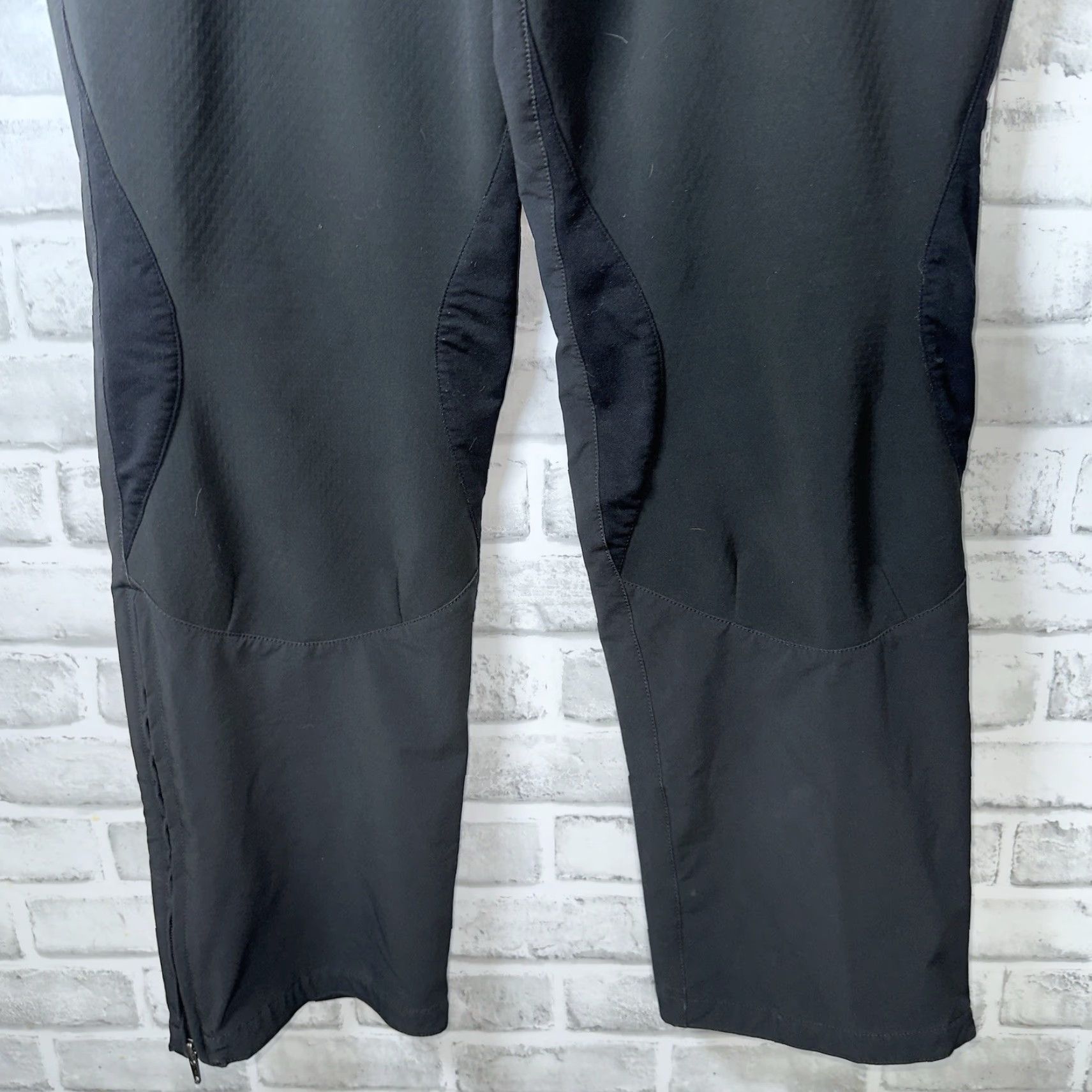Patagonia Patagonia Black Athletic Polyester Pants Mens Size M Sweatpants Regular Athletic Fit Leather? Size US 31 - 3 Thumbnail