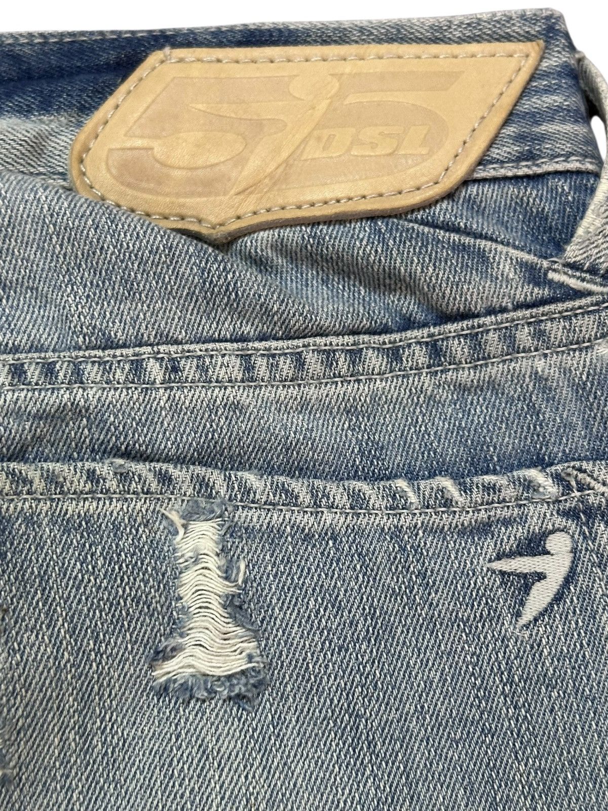 55DSL Vintage 55DSL Faded Ripped Distressed Denim Size US 30 / EU 46 - 8 Thumbnail