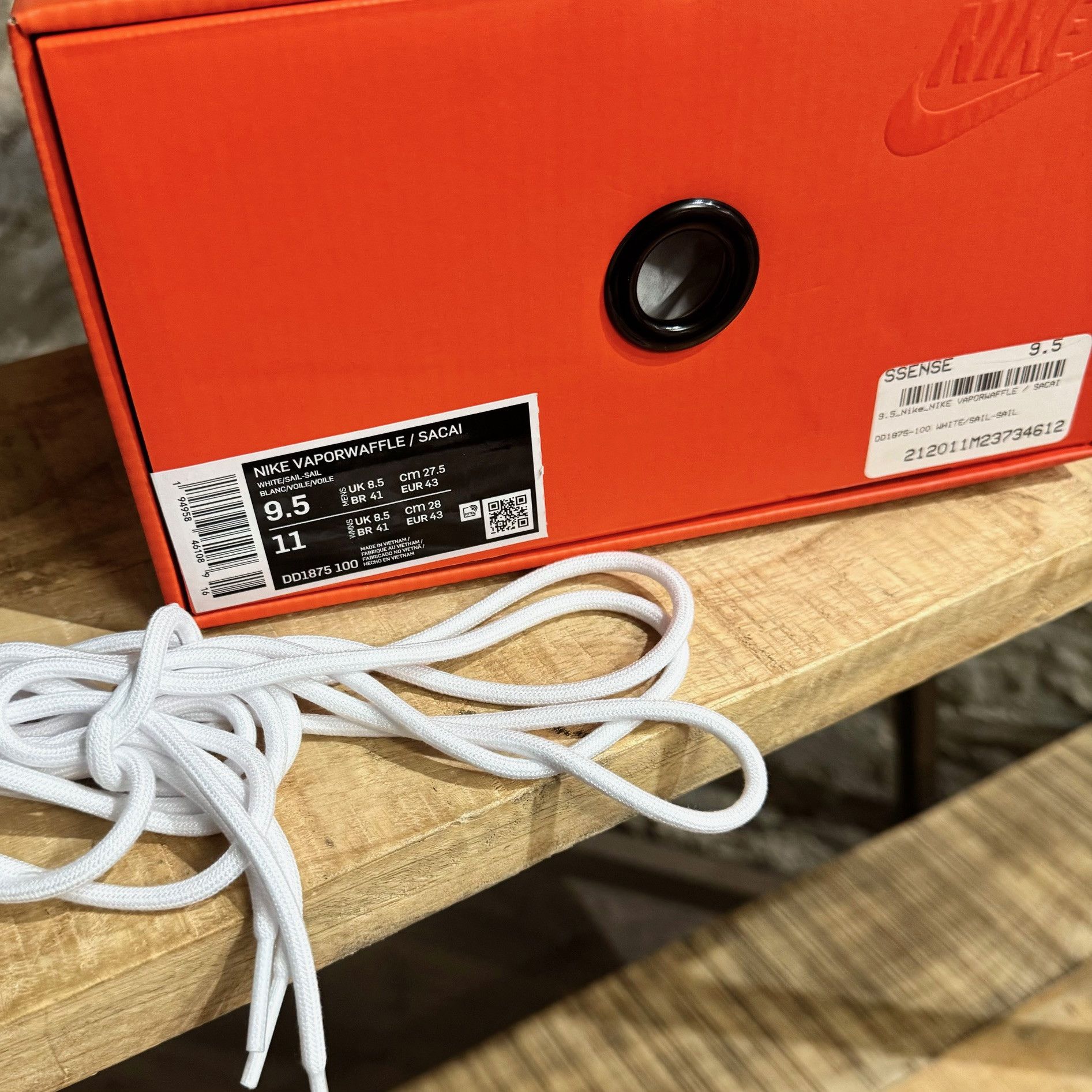 Nike × Sacai Nike x Sacai Vaporwaffle White Sail Sneakers Size US 9.5 / EU 42-43 - 11 Thumbnail