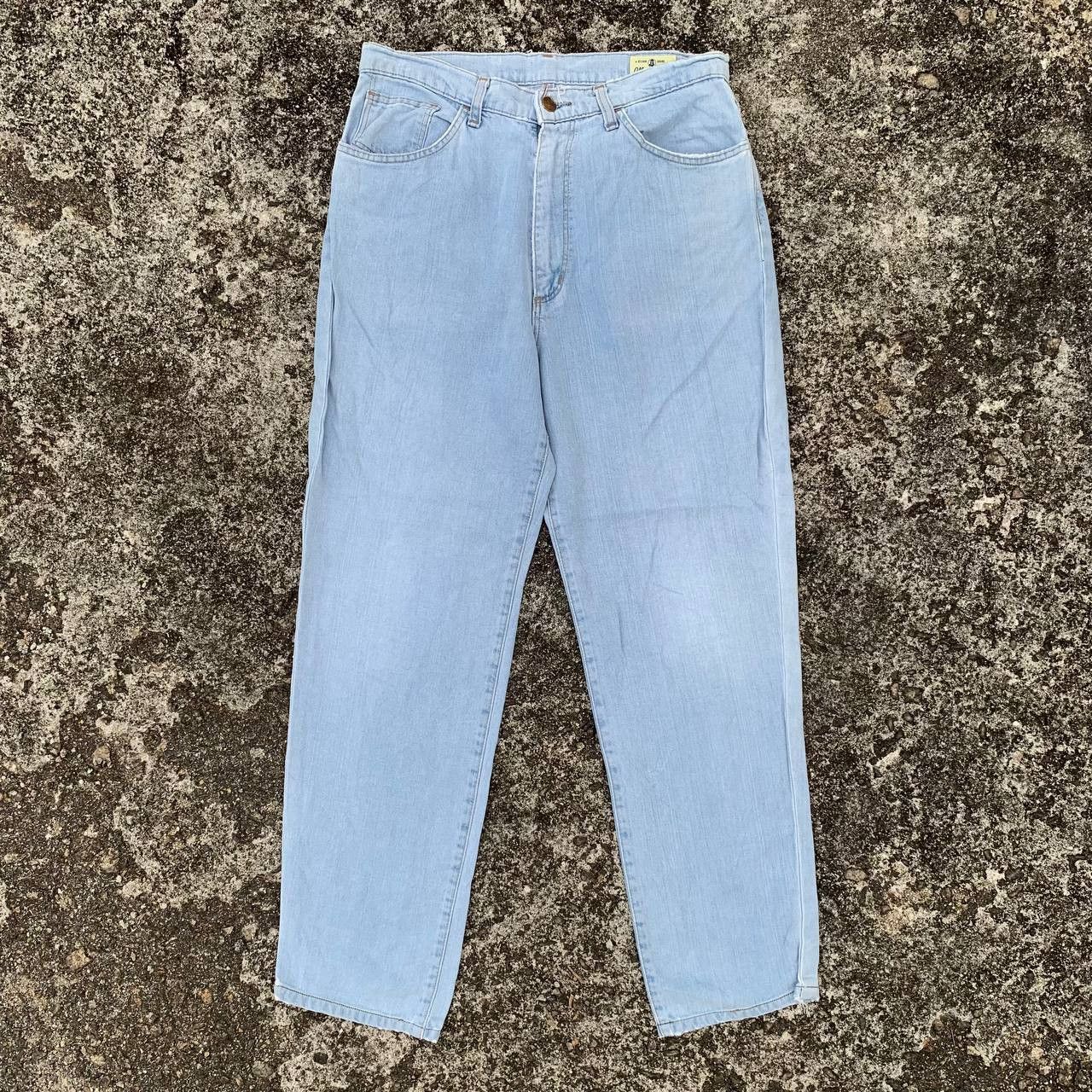 Wrangler Vintage Wrangler Jeans Light Wash Denim Japanese Brand Size US 31 - 1 Thumbnail