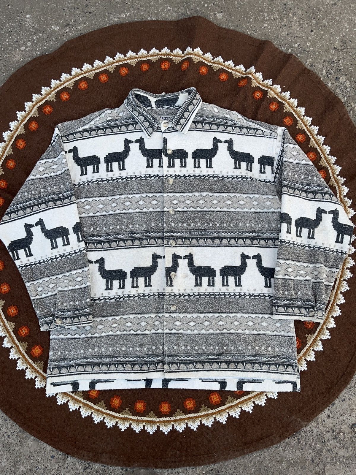 Native × Vintage Vintage 80s Tribal Alpaca Llama Overshirt Andean Style Size US XL / EU 56 / 4 - 1 Thumbnail