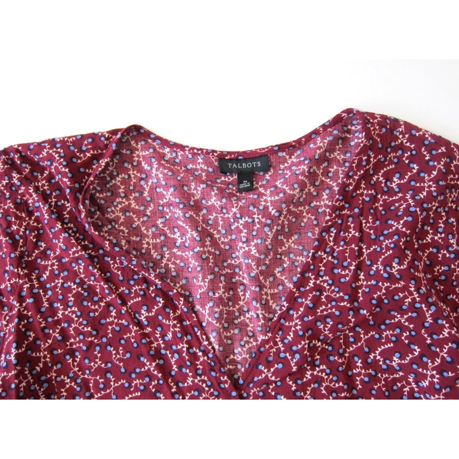 Talbots Talbot's Blouse Floral Long Sleeve V-Neck Wrap Rayon Talbot's White Red Blue Floral Blouse Medium Womens Size L / US 10 / IT 46 - 3 Thumbnail