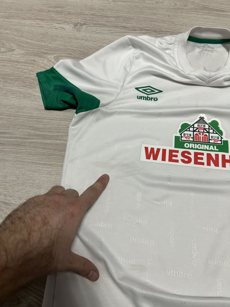 Umbro Umbro Soccer Jersey FC Werder Bremen 2021/22 home shirt Size US S / EU 44-46 / 1 - 11 Thumbnail