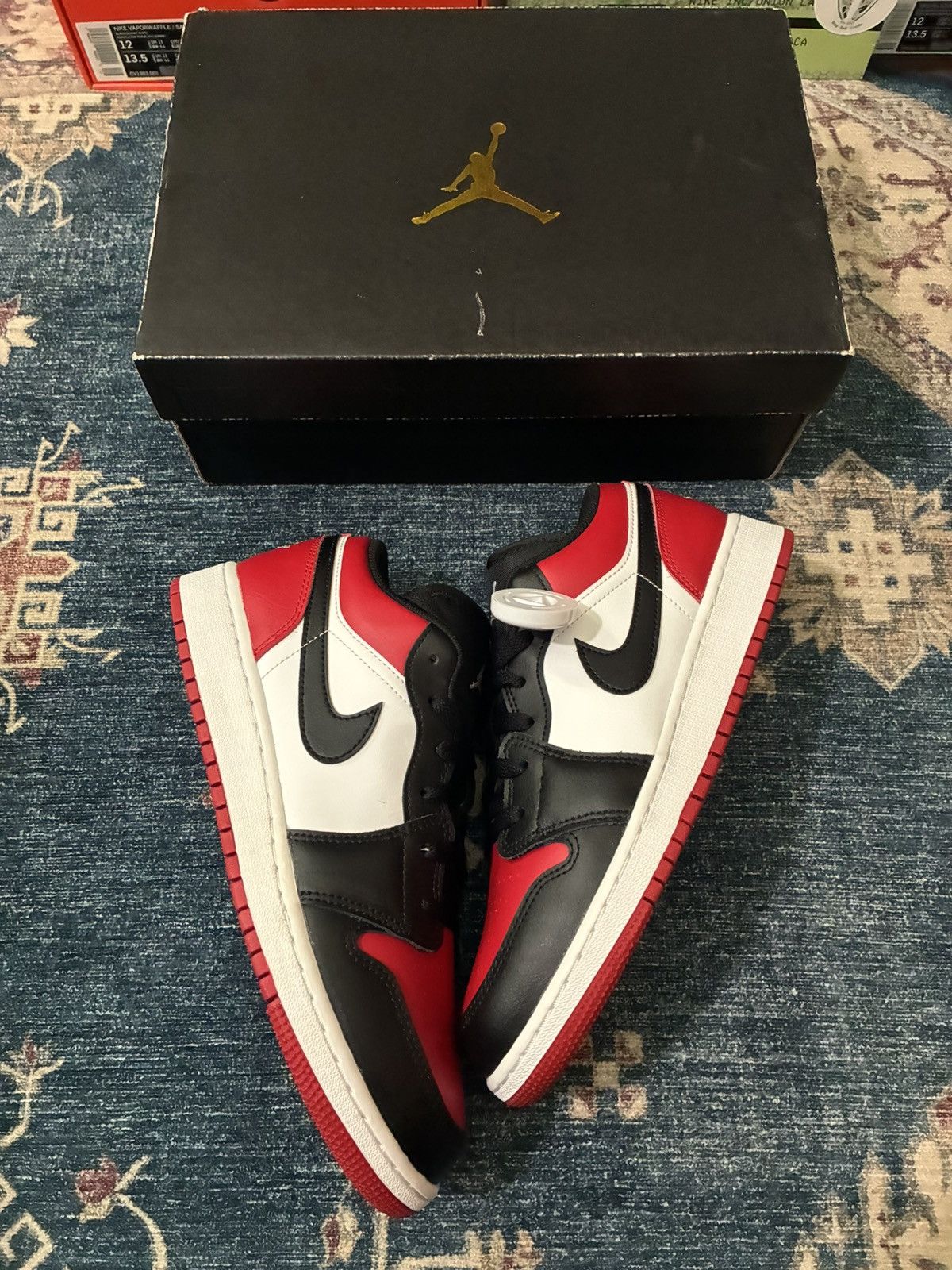 Jordan Brand Air Jordan 1 Low Bred Toe SKU 553560-612 Brand New Size US 7 / EU 40 - 1 Thumbnail