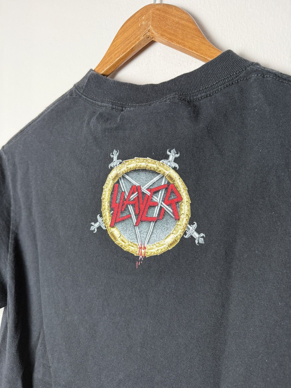 Vintage Vintage Slayer 2005 Artimonde Licensed Tee Size US S / EU 44-46 / 1 - 4 Thumbnail