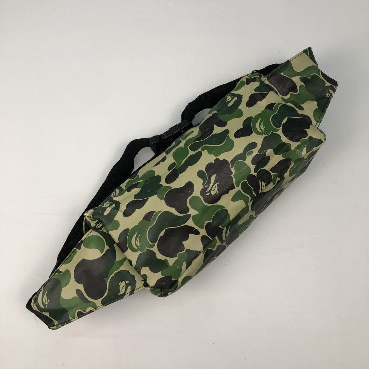 Bape A BATHING APE MEGAZINE CAMO WAIST BUM BAG Size ONE SIZE - 8 Thumbnail