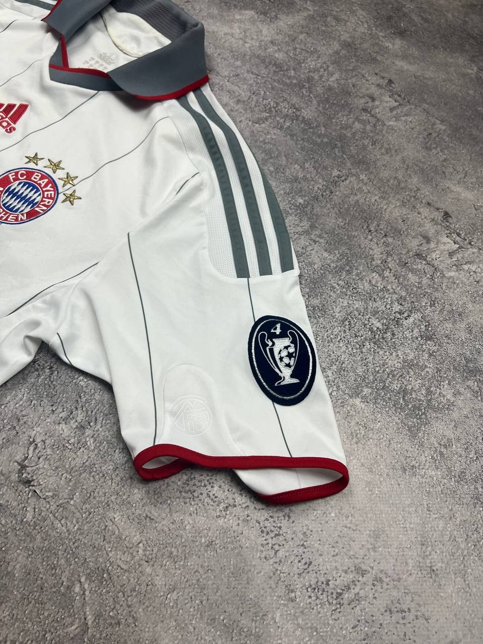 Adidas Bayern Munchen 2009/10 Robben Home Jersey Size US L / EU 52-54 / 3 - 5 Thumbnail