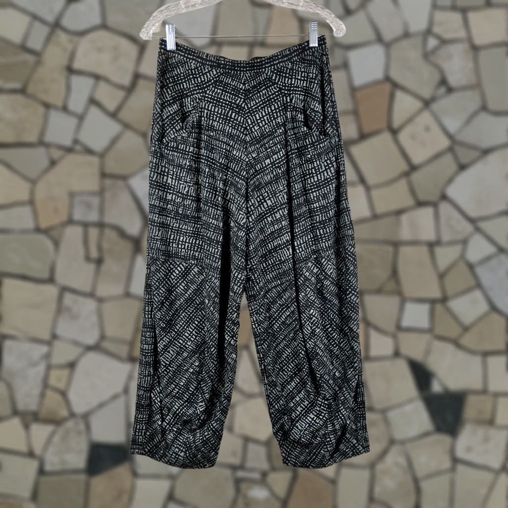 Vintage MxM Roxanne Pull On Knit Black Grey Pants S Womens Knit Cotton Blend Ankle Pants Size S Black Womens Size 28" / US 6 / IT 42 - 1 Thumbnail