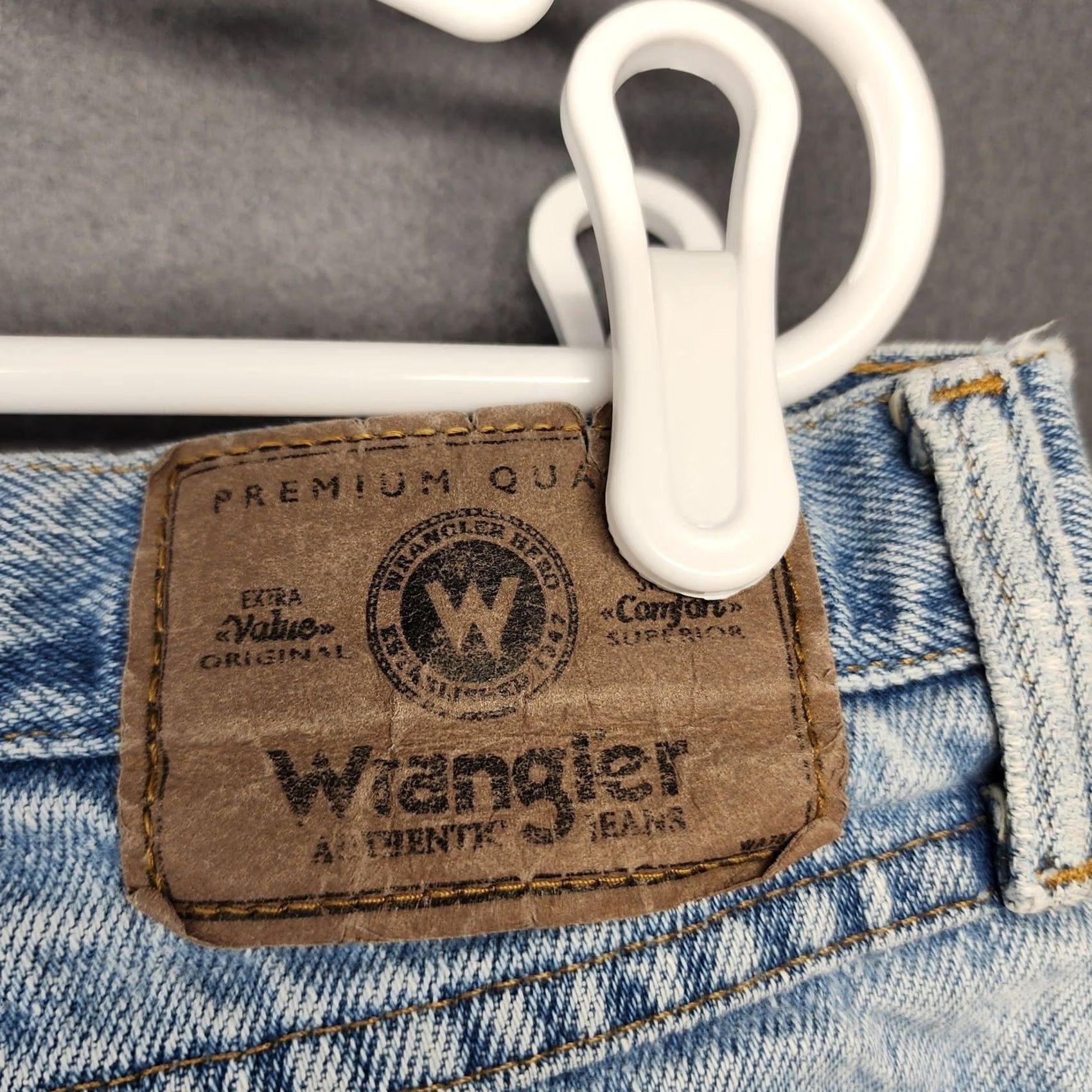 Wrangler VINTAGE Wrangler Jeans Men 36x30 Blue Light Wash Distressed Grunge Tagged 38x30 Jeans Mens 36 Regular 36x30 Light Wash 5-Pocket Distressed Jeans Size US 36 / EU 52 - 3 Thumbnail