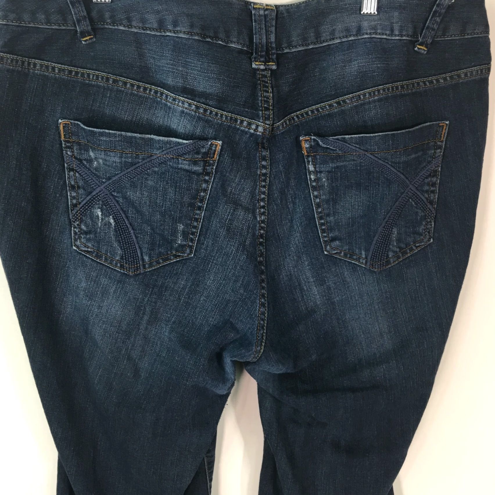 Vintage VINTAGE Lane Bryant Womens Cropped Cuffed Dark Wash Blue Denim Jeans Size 18P 40x19 Womens Size 40" / US 18 - 2 Thumbnail