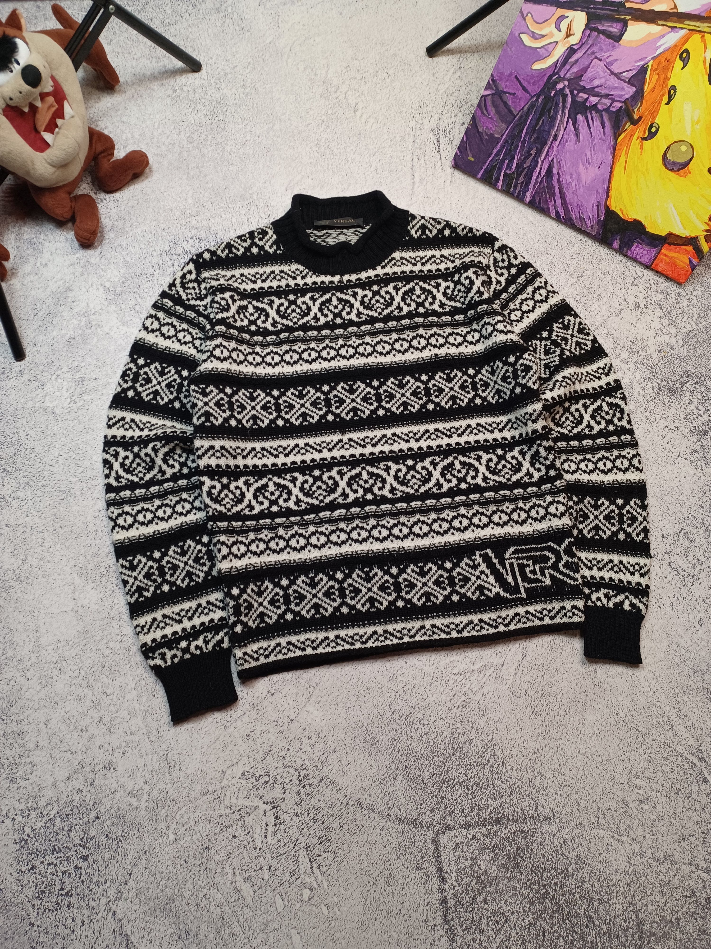 Versace Versace Bold Logo Knit Sweater - Black & White Monochrome Size US M / EU 48-50 / 2 - 1 Thumbnail