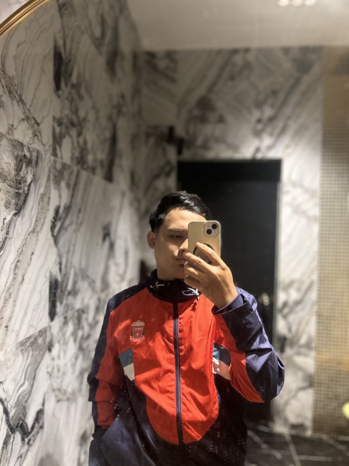 Nike 🔥Special Edition🔥 Liverpool Windbreaker 2 Layer Size US XL / EU 56 / 4 - 10 Thumbnail