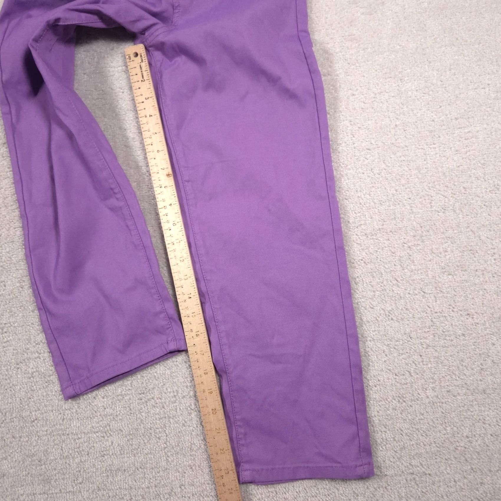 Vintage YMI Pants Womens M Purple Twill Straight Leg Chino Capri Zip Fly Stretch Size 32" / US 10 / IT 46 - 7 Thumbnail