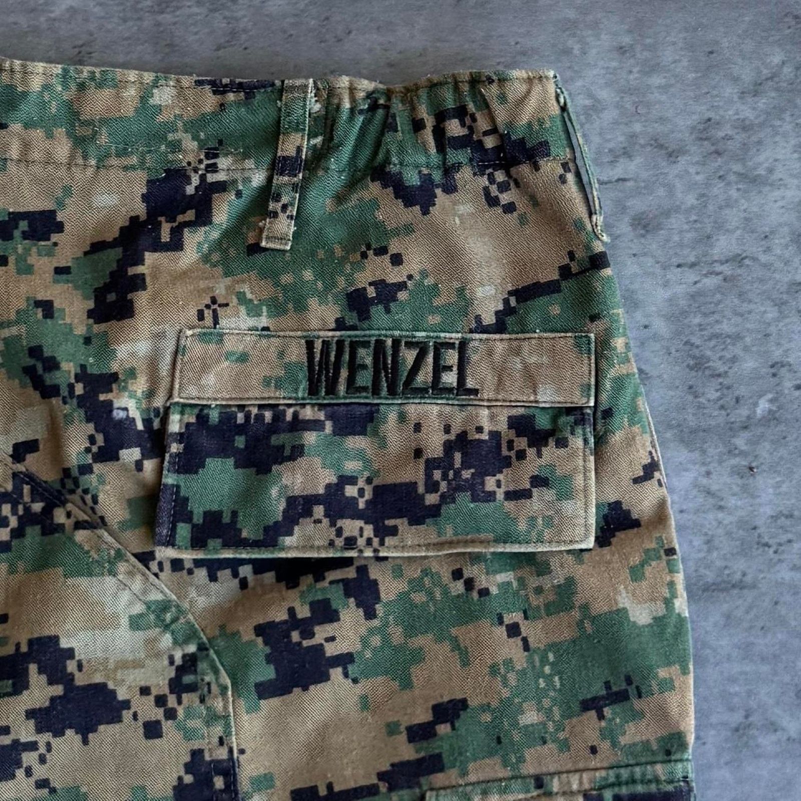 Vintage Vintage Y2K Carhartt Style Baggy Camo Technical Cargo Pants Size US 36 / EU 52 - 3 Thumbnail