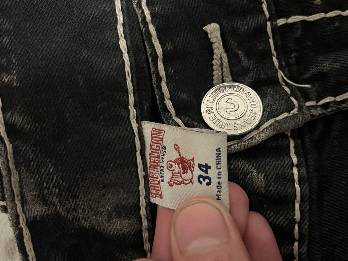 True Religion True religion Early 2010s bleached/washed ripped style Size US 34 / EU 50 - 9 Thumbnail