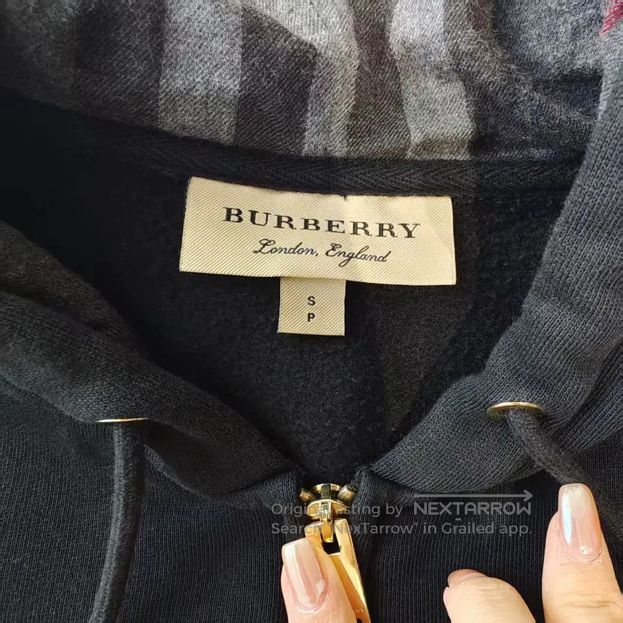 Burberry Burberry Embroidered Jacket in Good Condition. Size US S / EU 44-46 / 1 - 3 Thumbnail