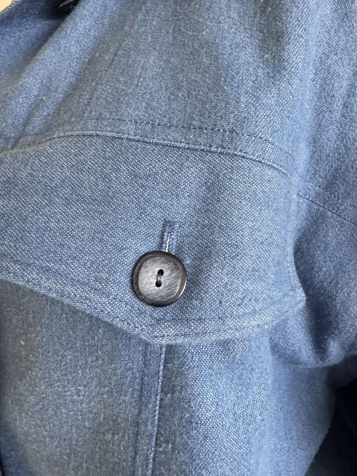 Other Adult unisex Large 70s light blue denim chambray jacket Size US M / EU 48-50 / 2 - 4 Thumbnail