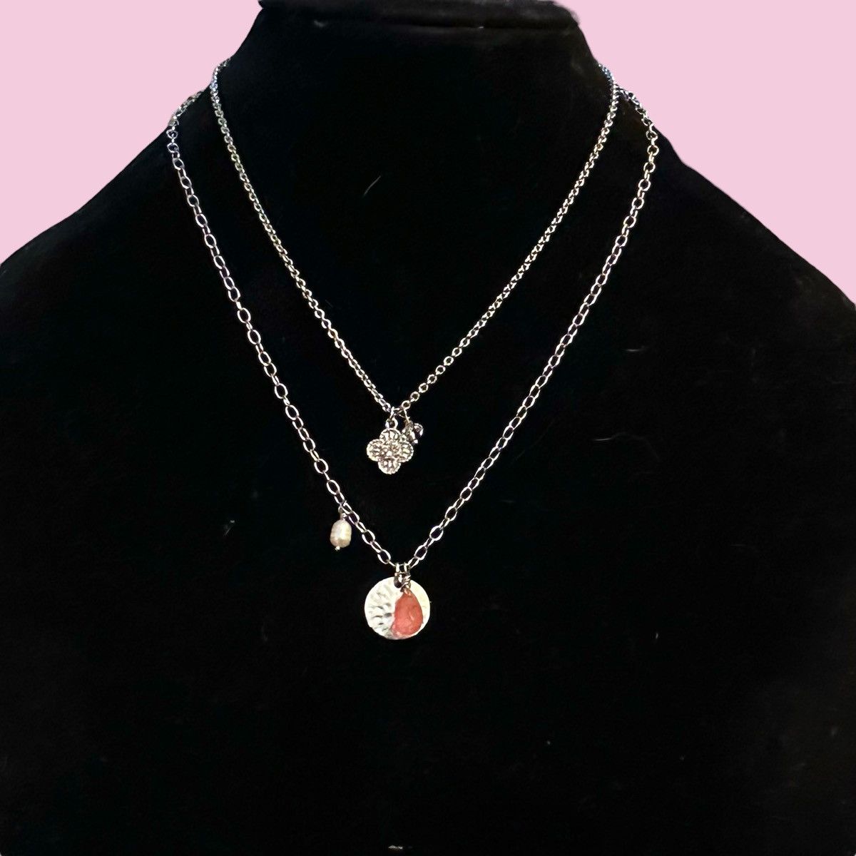 Other Silver tone layered pendant necklace Size ONE SIZE - 1 Thumbnail