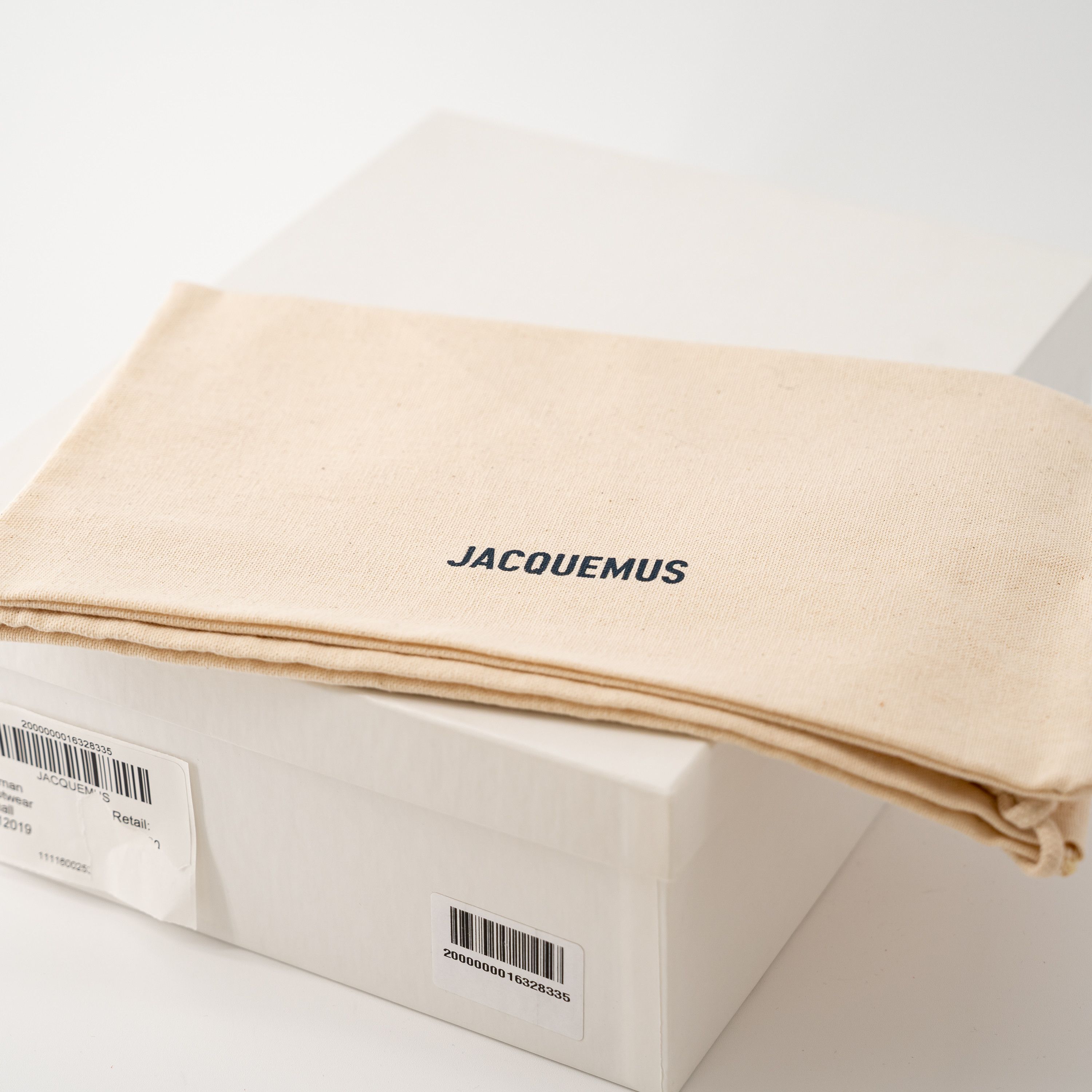 Jacquemus 37 7US Jacquemus Leather Les Mules Padded Leather Cream Size US 7 / IT 37 - 7 Thumbnail